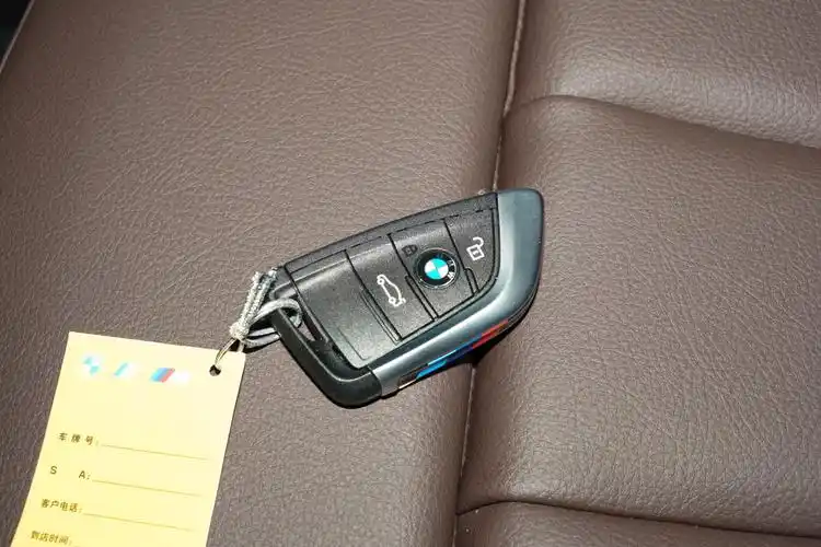 【宝马x2xdrive25i 曜夜版钥匙正面图片-汽车图片大全】-易车