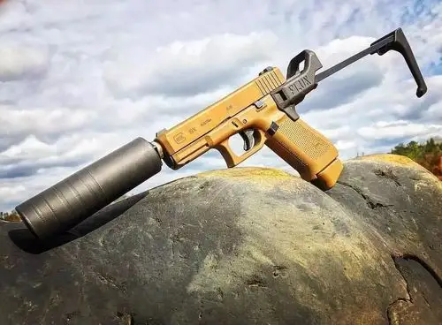 格洛克图集一把非军迷不用培训都可以打响的枪但是打的准不准就难说了