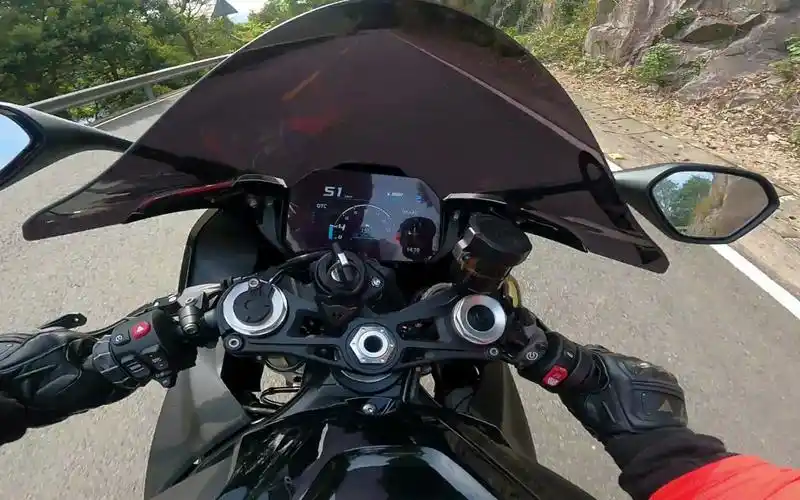 新款s1000rr山路骑行 4k60第一视角无风噪 改装篇这次鸽啦!