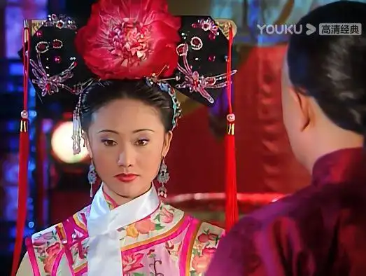 看完还珠格格1中令妃的6个造型谁不说她是个节俭girl呢