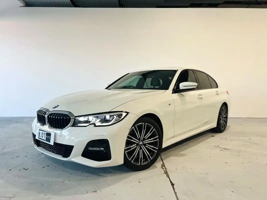 2020宝马320imsport