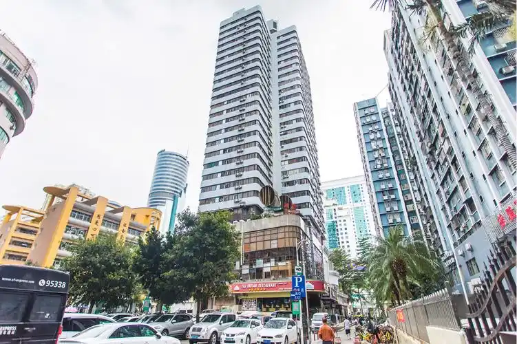 p>联华大厦位于 a target="_blank" href="/item/深圳市罗湖区