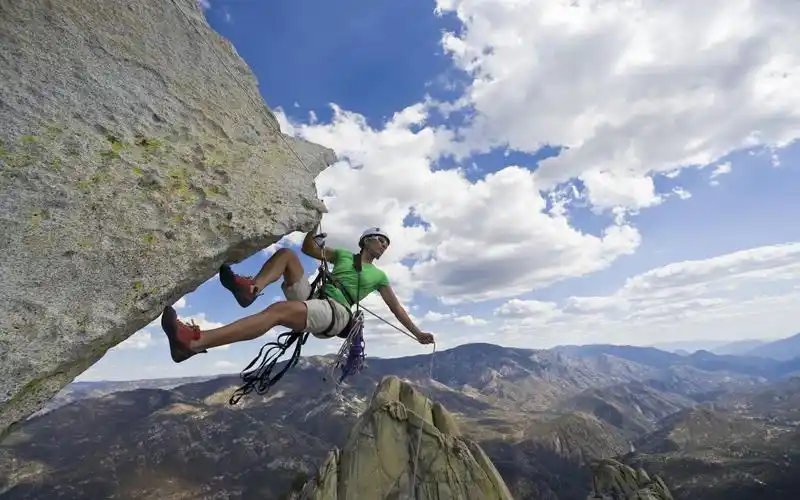 攀登者幻灯片岩绳-体育运动高清壁纸