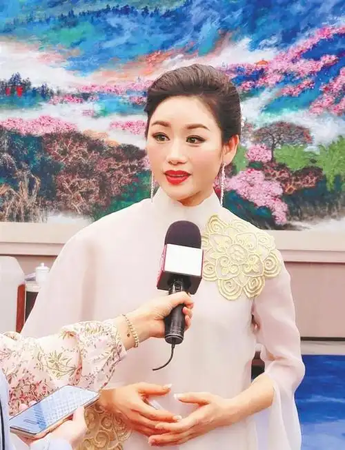 广东粤剧院院长曾小敏让观众感受粤剧的唯美与时尚