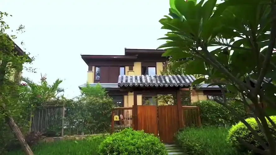 吃瓜佛山高明绿地拾野川带装修工抵别墅面积125方实用面积230平原总价