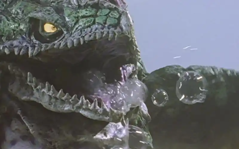 一口气看完迪迦奥特曼里面的深海怪兽雷伊洛斯的能力一览!