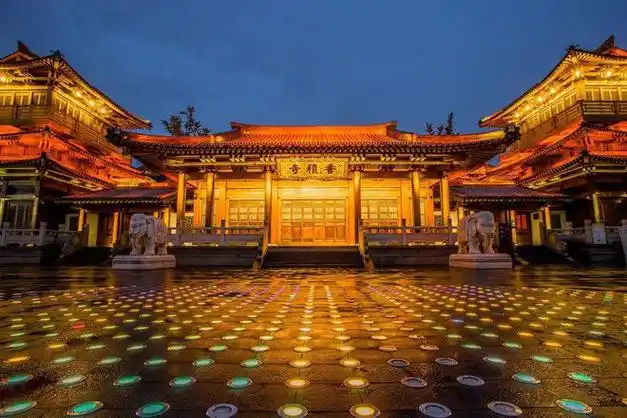 国内一座千年古刹,距今已有1300年历史,唐代诗人王维曾赞叹它!