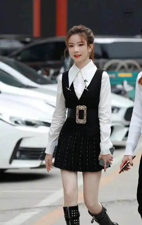 硬糖少女上班图喜耀明高比心陈卓璇元气满满_赵粤_张艺凡_显得