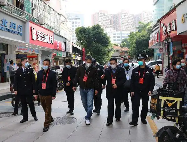 罗湖区人大常委会主任周益川带队视察清水河街道疫情防控工作