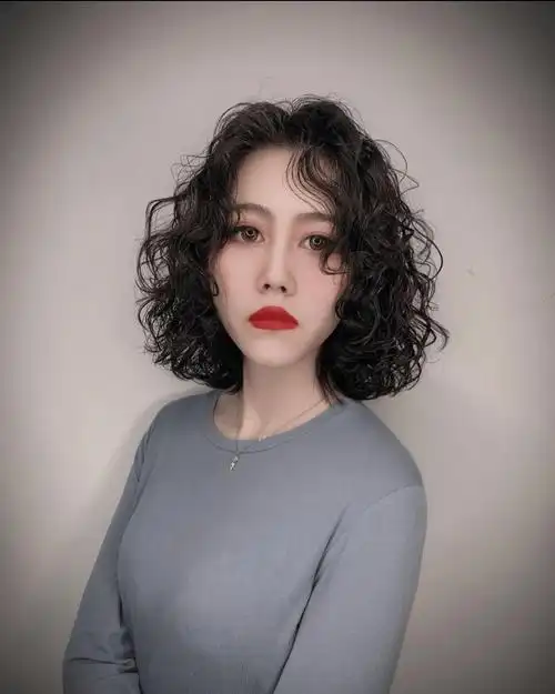 2021新年换发型就选烫卷卷14款洋气卷发送给你好看又时髦