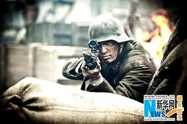 即将于12月登陆湖南卫视,胡歌再次颠覆以往,用心诠释铁血狙击手戴涛