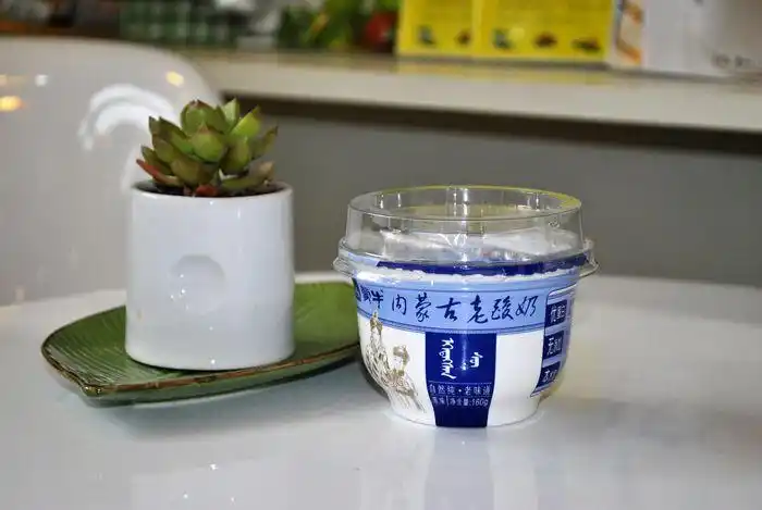 蒙牛老蒙古酸奶140g(瓶)