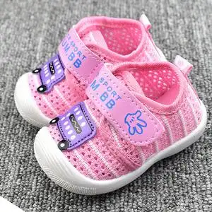 夏季0-2岁1宝宝镂空网眼软底学步男女童凉鞋走路会响带口哨叫叫鞋