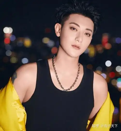 明星难当黄子韬发文回应晚会造型事件还好没爆粗口