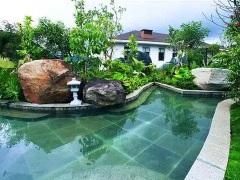 龙临温泉养生度假区"神汤苑"