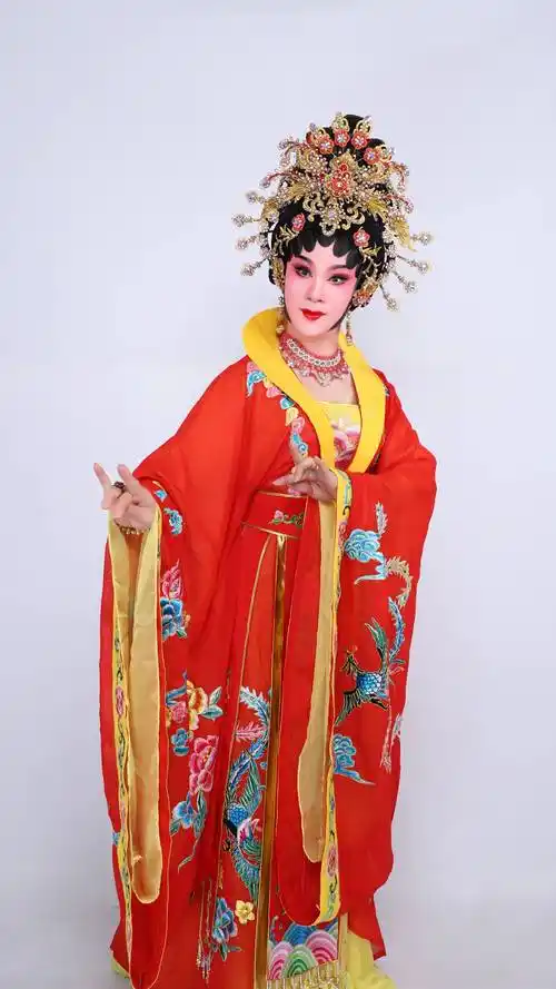 与人民同心 与人民同行——当代人民艺术家:黄新辉_粤剧_大赛_中国