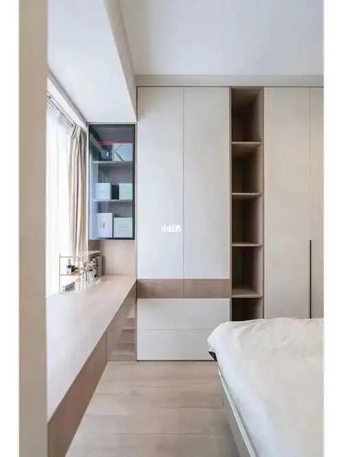 南宁绿地中央爱格全屋定制红棉花多层板