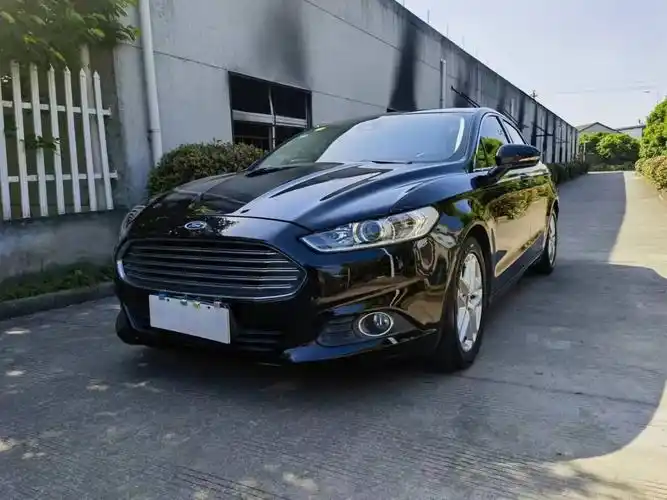 福特蒙迪欧1.5t时尚版 5.99万元 车型:轿车 车体颜色 - 抖音