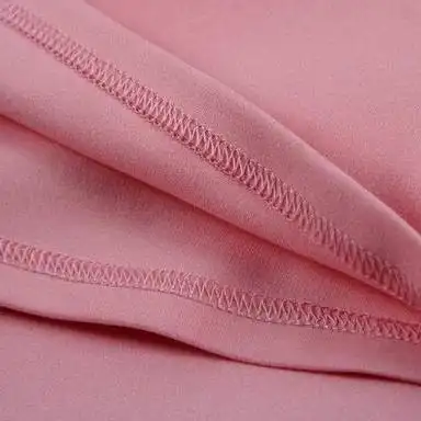 罗马棉是一种采用天然精梳棉与弹力隐光纤维素混纺而成的面料名称,是