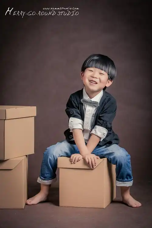 《樱桃红》石头扮演者-小演员王天泽 - 1115124829 - 旋转木马儿童