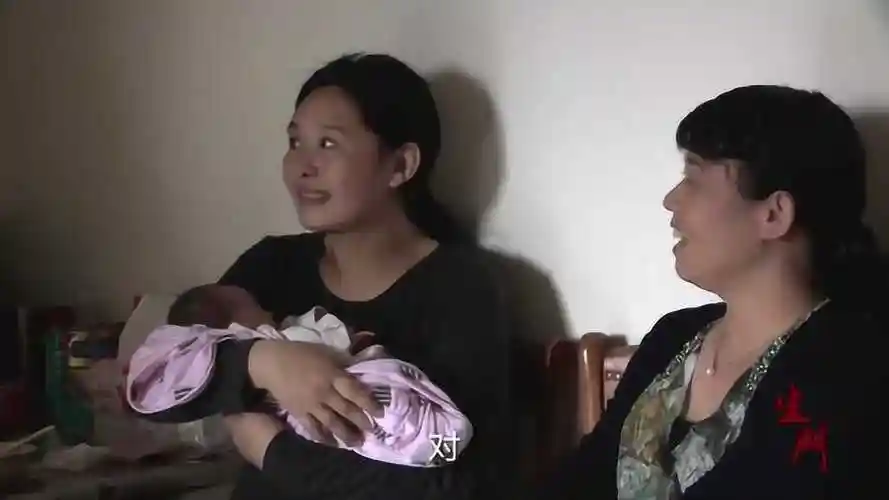 生门成家生了娃才感到强烈的责任感尹娟表示一定会照顾好小孩的