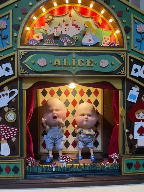 爱丽丝梦游仙境系列胖兄弟返图