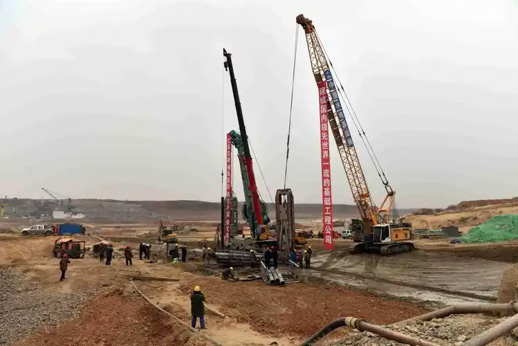 东台子水库工程大坝基础防渗墙浇筑正式完工