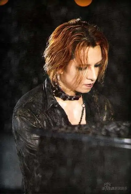 中居正广,yoshiki等被曝曾是不良少年(组图)