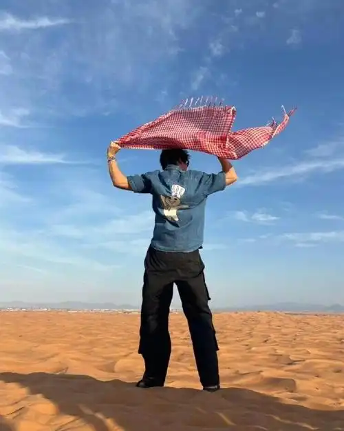 朴灿烈超话#朴灿烈1127生日快乐#231126 灿烈ins 更新一则@real