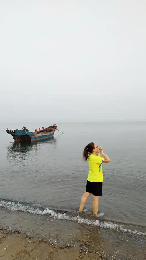 大连李官海滨浴场