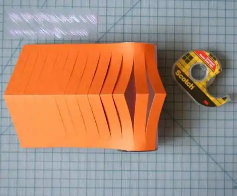 幼儿元旦手工:简易纸灯笼的制作方法