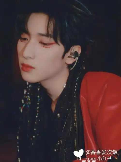 严浩翔刀马旦神图来啦～这个舞台的造型简直绝绝子!#严浩翔