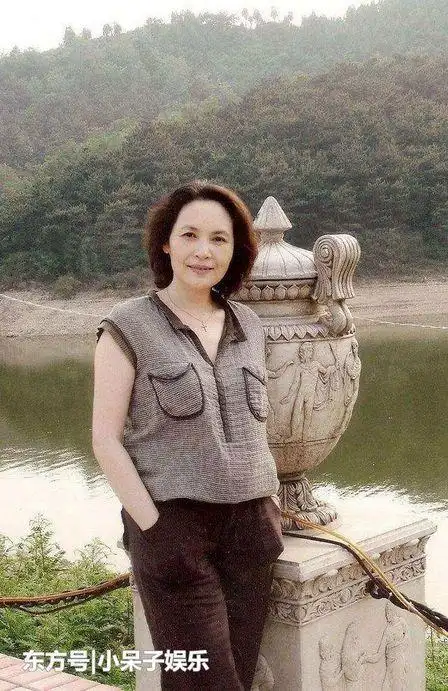 李秀明老了的现状照片她老公程久实资料照片