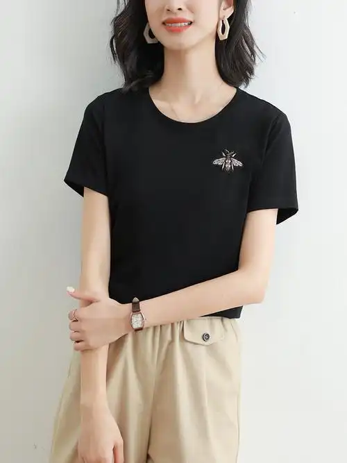 熙世界2021夏装新黑色简约小蜜蜂钉珠短袖体恤百搭刺绣t恤上衣女