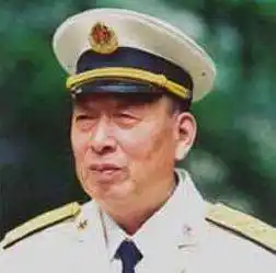 1985年后历任南海舰队司令员都有谁什么军衔