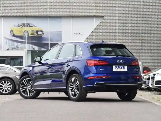 二十多万的奥迪suv,2.0t 四驱,只管踩油剩下交给quattro!