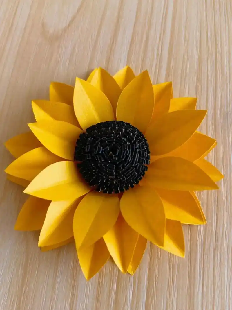 折纸太阳花教程#手工折纸 #一起玩手工吧 - 抖音