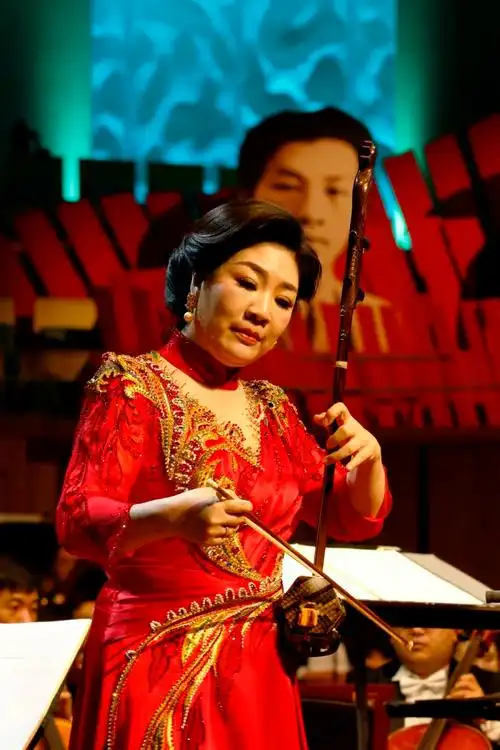 《空山鸟语》刘天华曲二胡独奏:宋飞《良宵》刘天华曲二胡独奏:陈军