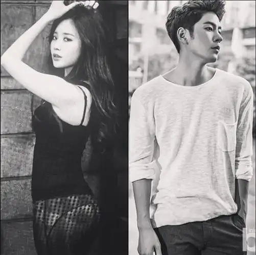 悠闲夫妇 洪宗玄 金亚荣