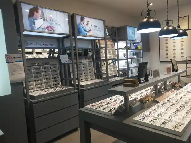 多格子眼镜高柜报价铁艺免漆板层板眼镜柜测量眼镜店面个性设计