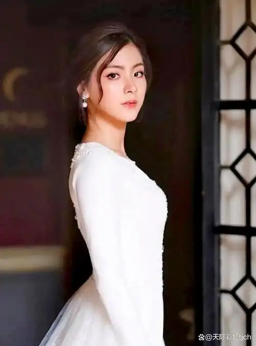 平采娜·乐维瑟派布恩,泰国女演员,代表作,初恋这件小事