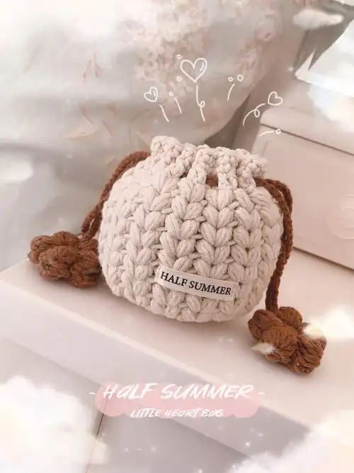 文艺少女复古小爱心包子束口包附钩针图解