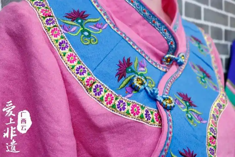 爱上非遗⑤:针线之间 锦绣尽现——探寻壮族服饰制作技艺 (4)