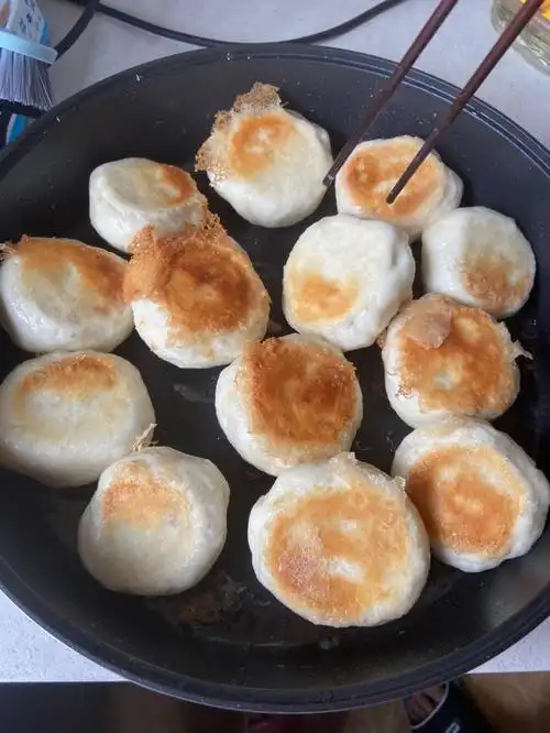 水煎包的做法_菜谱_豆果美食