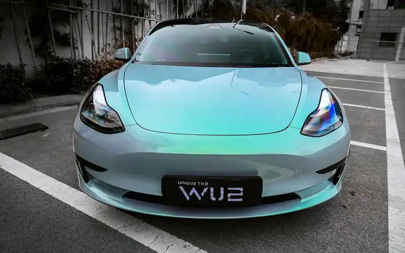 苏州无二汽车贴膜丨特斯拉model3改色梦幻松石绿