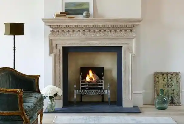 欣赏欧洲的传统壁炉,你知道法式壁炉与英式壁炉的区别吗?