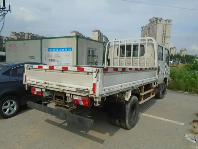 【南昌】2015年7月 江铃凯锐n800 双排栏板3.