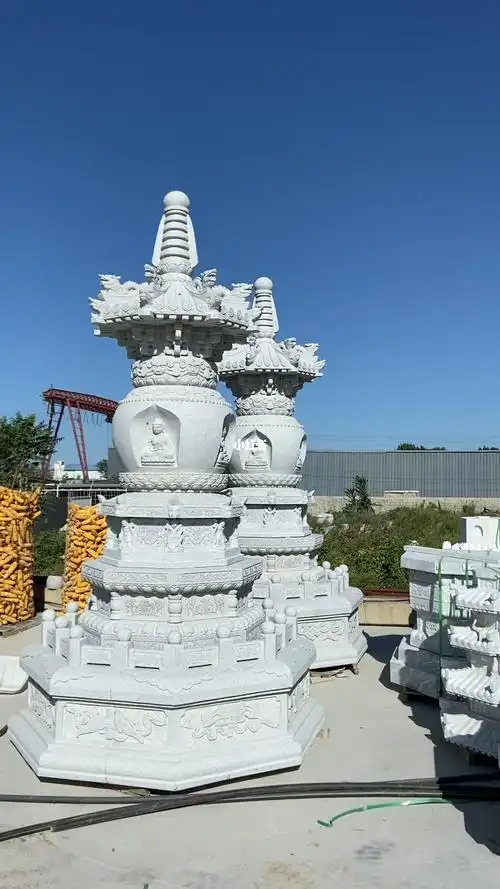 石雕舍利塔佛塔