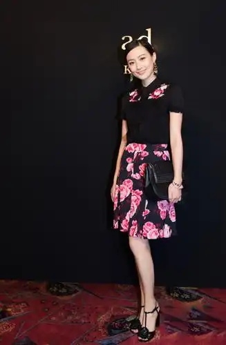 陈法拉的这种美你给打几分?