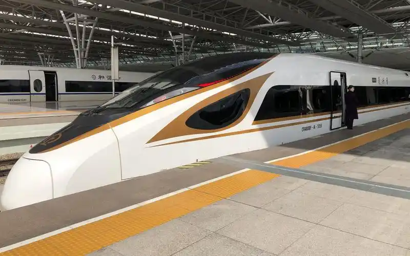 【京沪标杆】g10次复兴号高速动车组列车——上海虹